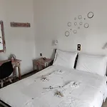 Gioula's Lejlighedshotel Patitiri