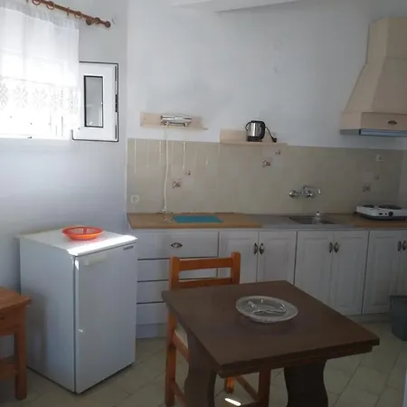 Gioula's Patitiri (Alonnisos)