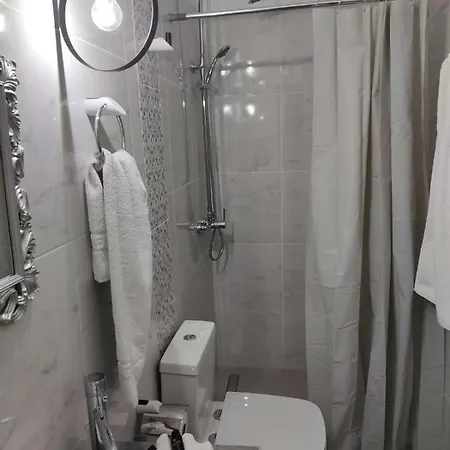 Gioula's Patitiri (Alonnisos)