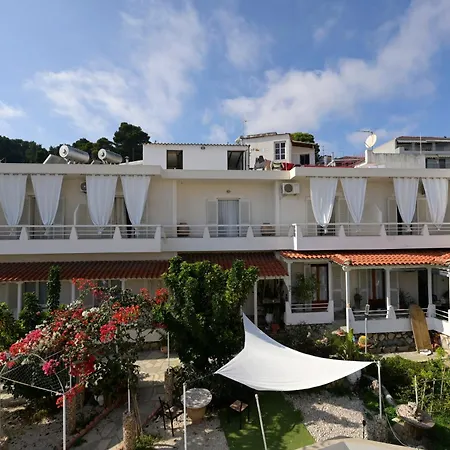 Gioula's Ξενοδοχείο με διαμερίσματα Πατητήρι