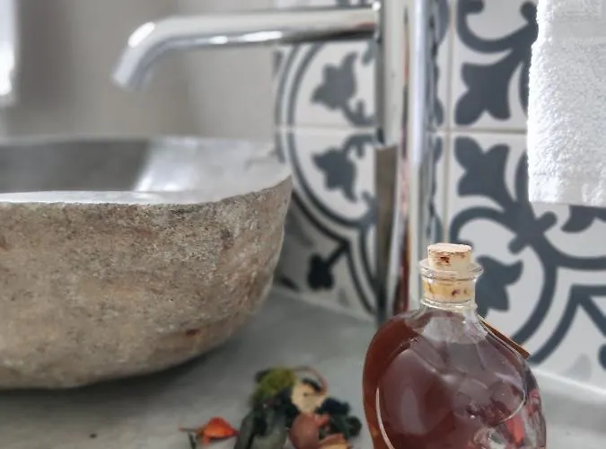 Gioula's Aparthotel 3*