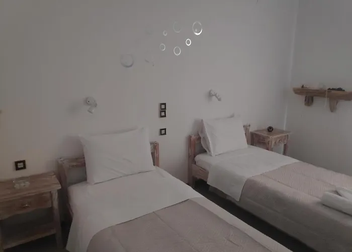 Aparthotel Gioula's 3*