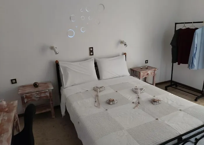 Gioula's Aparthotel 3*