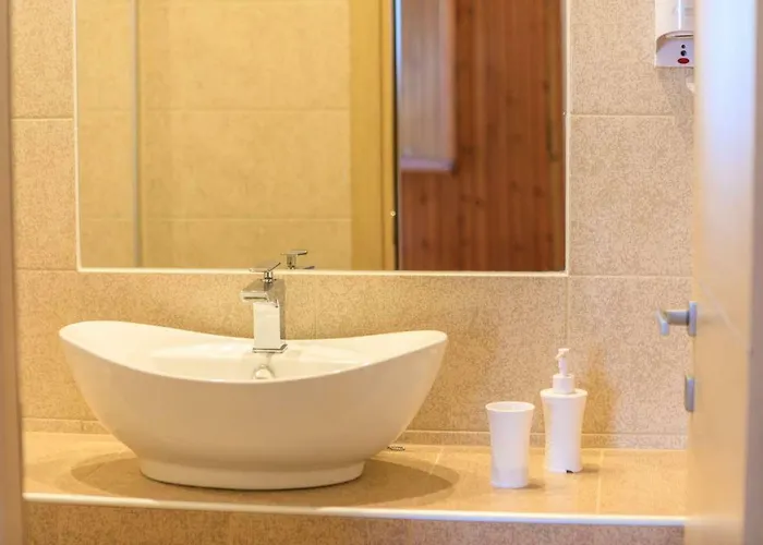 Aparthotel Gioula's Patitiri